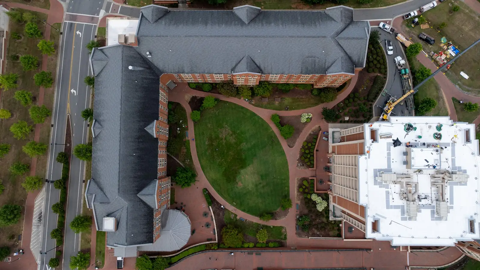 Drone window cleaning